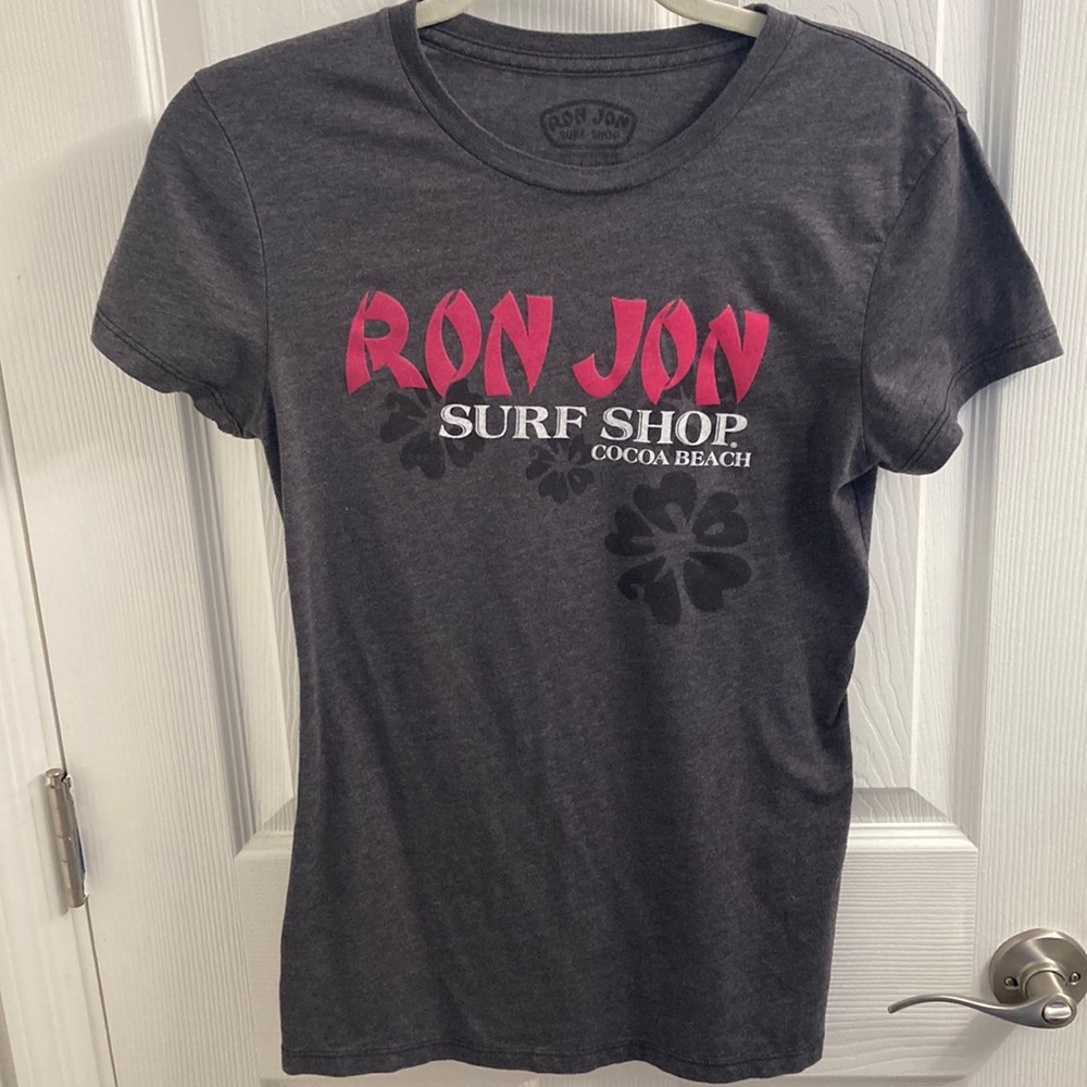 Girl's Size X-Large Ron Jon Cocos Beach T-shirt - great condition